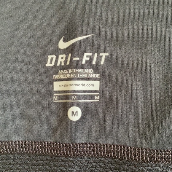 Black Nike tank top size medium - Picture 2 of 3